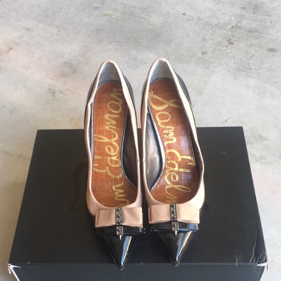 Sam Edelman pink and black front studded heels - Picture 2 of 2